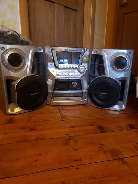 Photo of free Panasonic CD stereo system (Forest Green) #4