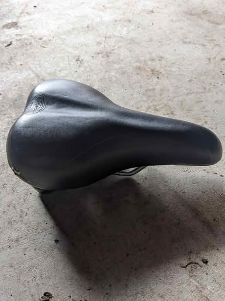 Photo of free Mens bike saddle (New Earswick YO32) #1