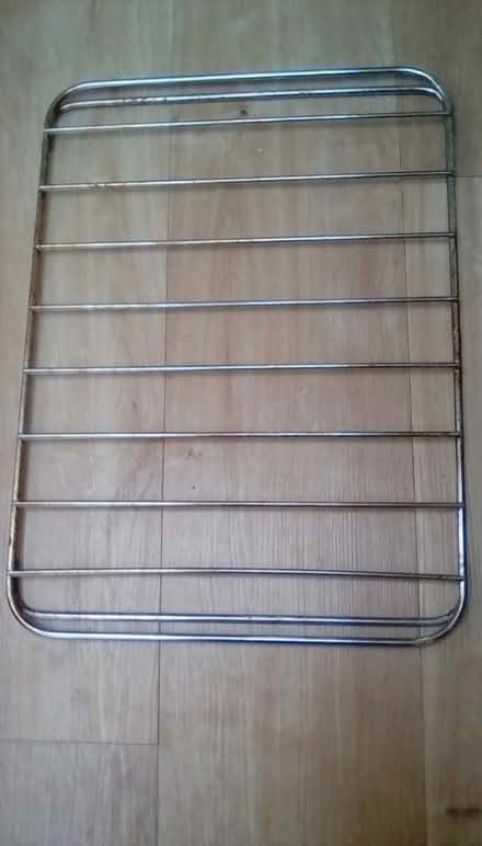 Photo of free 2 oven shelves (Priorslee TF2) #1
