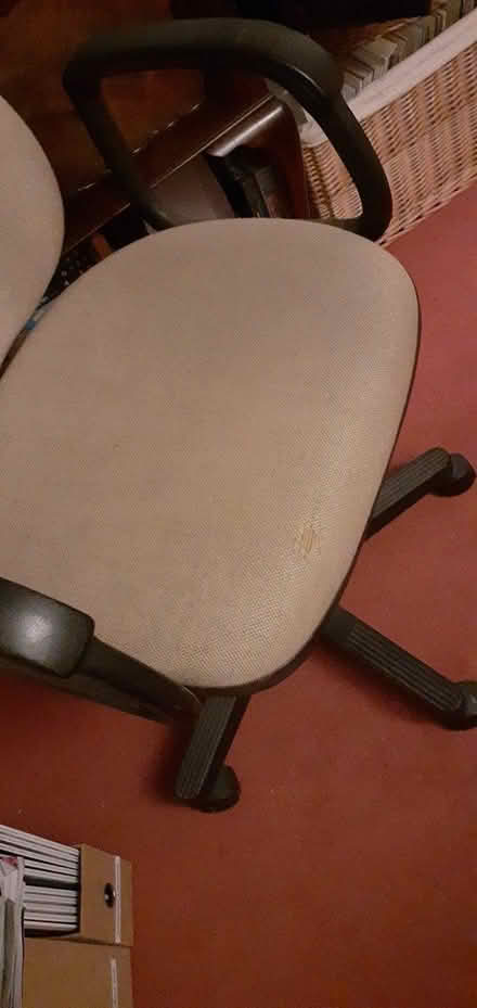 Photo of free Swivel office chair (GU3) #2