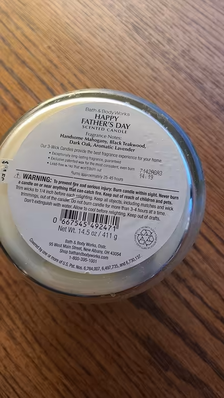 Photo of free Bath and body works men's candle (Roger's park) #2