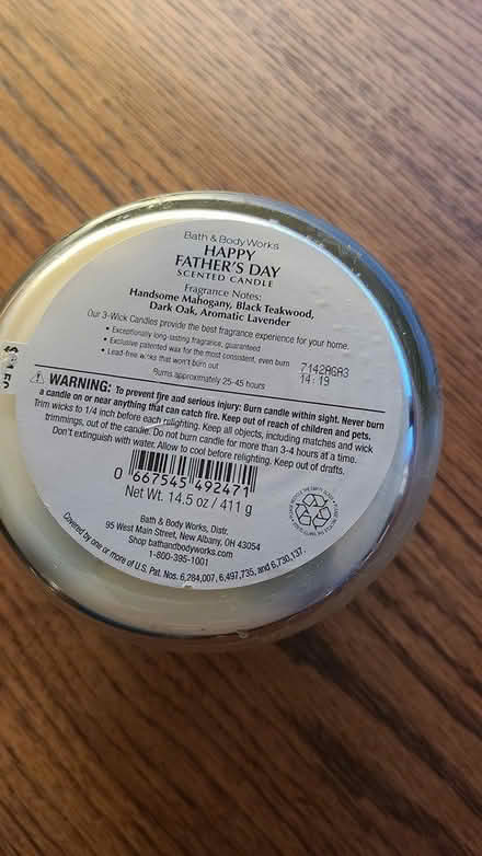 Photo of free Bath and body works men's candle (Roger's park) #2