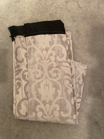 Photo of free Door curtain (L38) #1