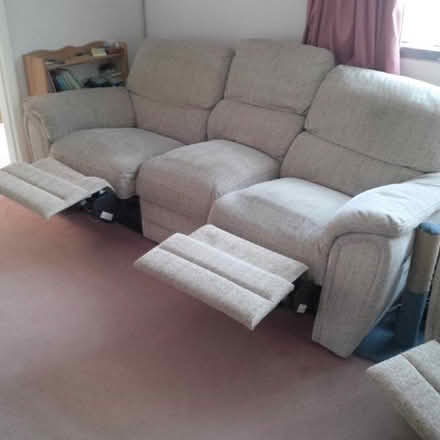 Photo of free 3 Seater Recliner Settee and Recliner Chair (North Bersted PO22) #1