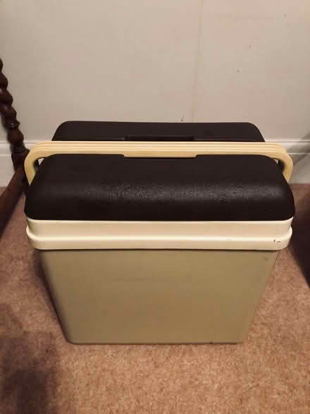 Photo of free Rigid Cool Box (Lexden CO3) #3