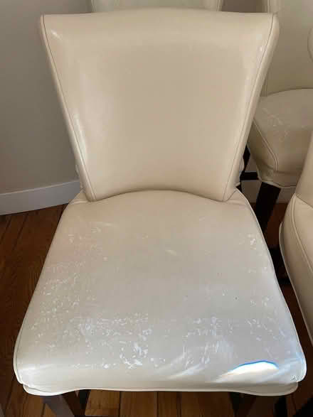 Photo of free 4 bar stool chairs (West Pleasanton) #1