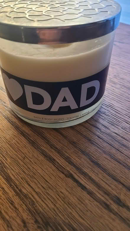 Photo of free Bath and body works men's candle (Roger's park) #1