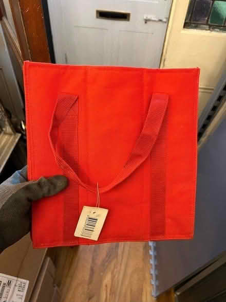 Photo of free Bottle x6 cooler bag (Bootle) #3