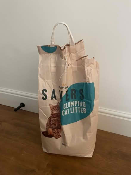 Photo of free clumping cat litter (Abington Park) #1