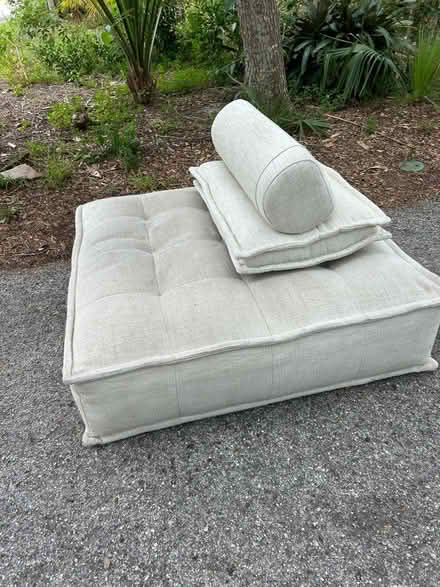 Photo of free Chair or longe? (St. Petersburg, florida) #1