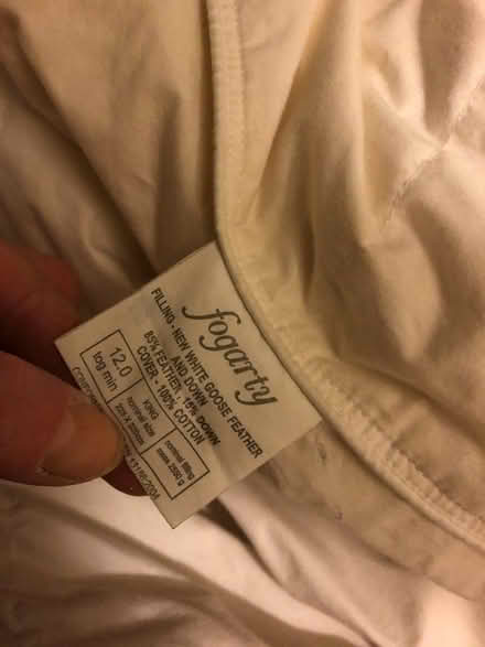 Photo of free King Feather duvet 220-225cm Used (Woodseats S8) #1