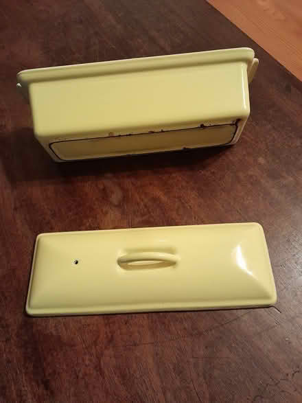 Photo of free Cast iron lidded terrine dish (Bridgnorth High Town WV16) #3