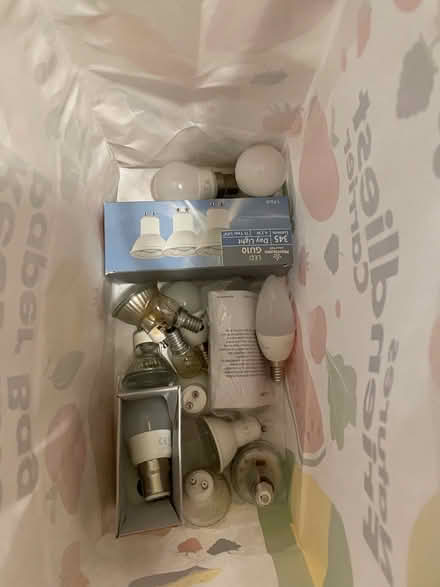 Photo of free Mixed bag of lightbulbs (Edinburgh EH5) #1