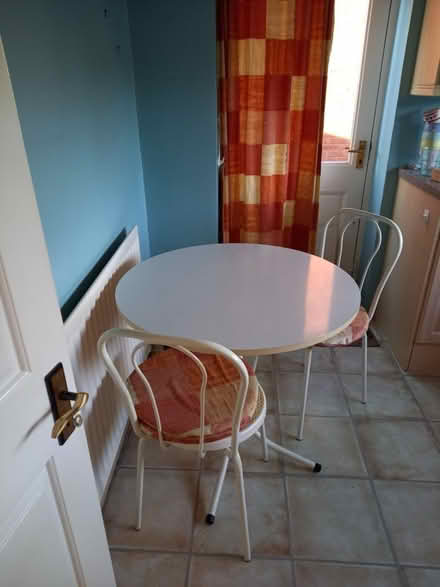 Photo of free Kitchen table and 2 chairs (Park hall , Walsall WS5.) #1