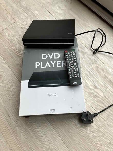 Photo of free DVD player- never used (HP22) #2