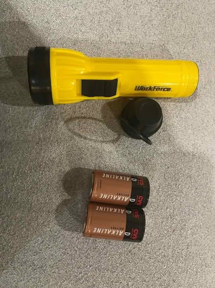 Photo of free 2 flashlights (Cambridgeport) #2