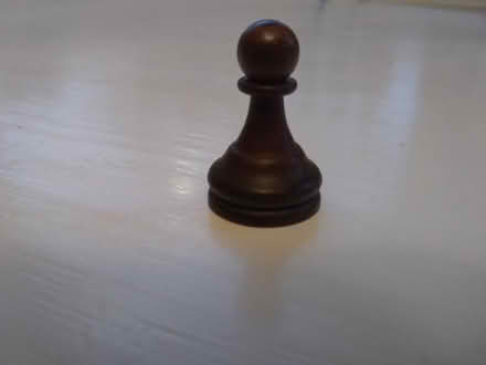 Photo of magnetic black pawn for electronic chess set (Sonning Common RG4) #1