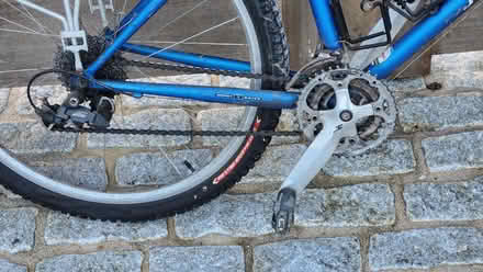 Photo of free Rockhopper bicycle (Ridgeway Dr & Ridgeway Rd) #3