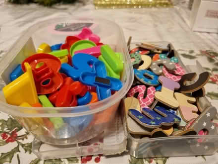 Photo of free Magnetic letters and numbers (Woodley RG5) #1