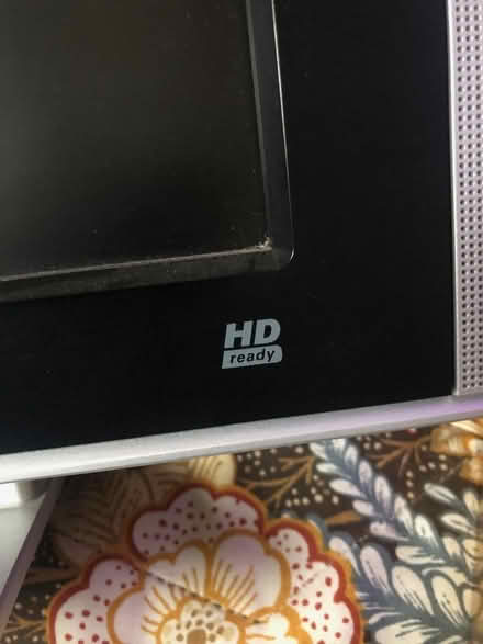 Photo of free Flatscreen 23" Phillips TV With Remote (Hertford SG14) #4
