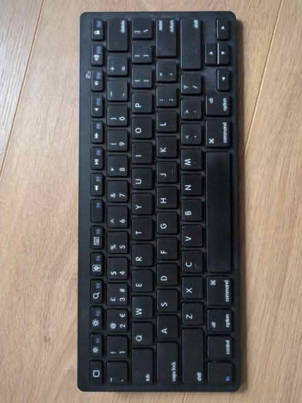 Photo of free Wireless, bluetooth keyboard (North Tonbridge, TN10) #1
