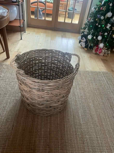 Photo of free Large wicker basket (UB7) #1
