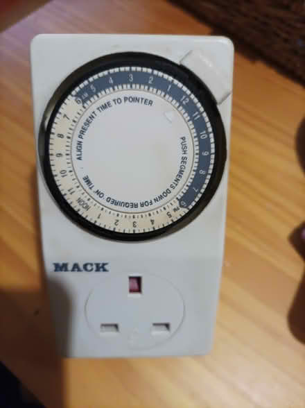 Photo of free Timer Socket (Dublin 4, Grand Canal Street) #1