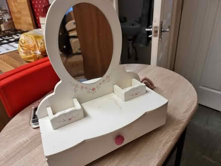 Photo of free children's mirror and vanity draw (Leeds LS13 bramley) #1