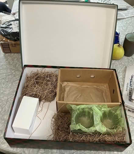 Photo of free Harry & David box (Fremont) #1