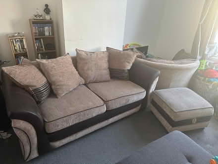 Photo of free Used 3 piece sofa set (RM8) #1