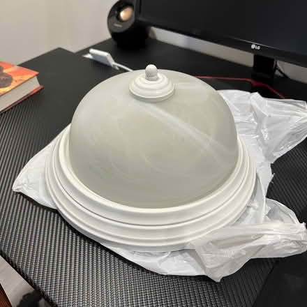 Photo of free Ceiling light fixture (Markham) #1