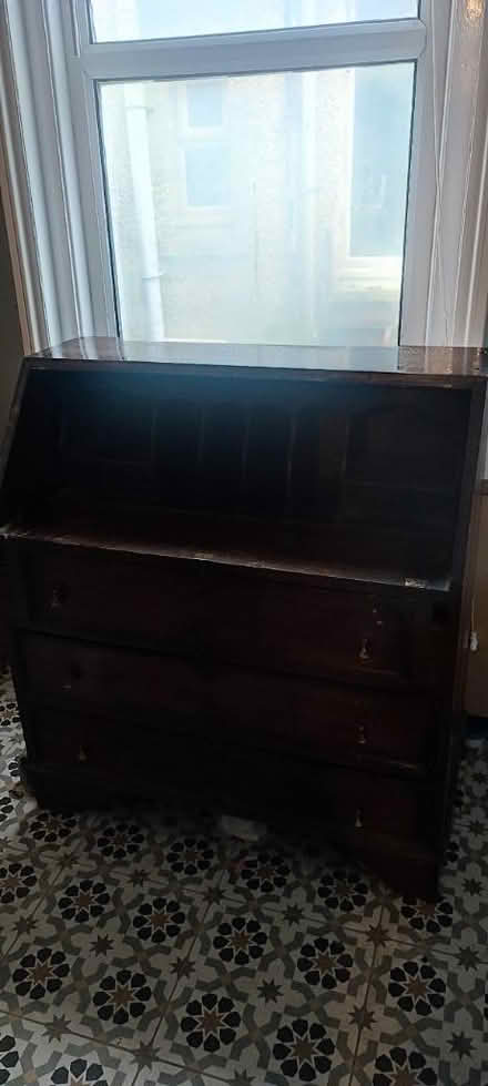 Photo of free Antique bureau (TN38) #1