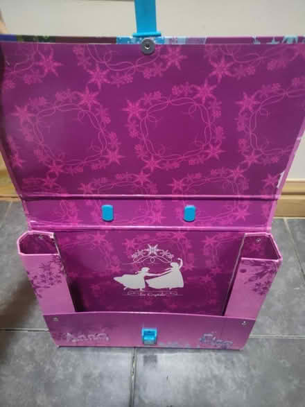 Photo of free Elsa file folder/ briefcase (Plaistow E13) #2