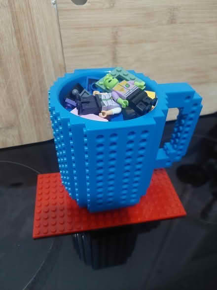 Photo of free lego cup & lego (B32) #1