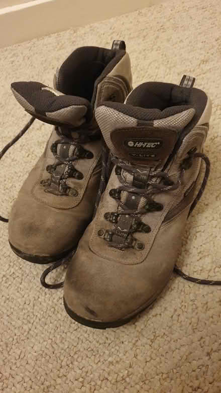 Photo of free Size 7 women's walking boots (Stanmore SO22) #1