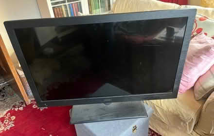 Photo of free 37" tv (Worlingham NR34) #1