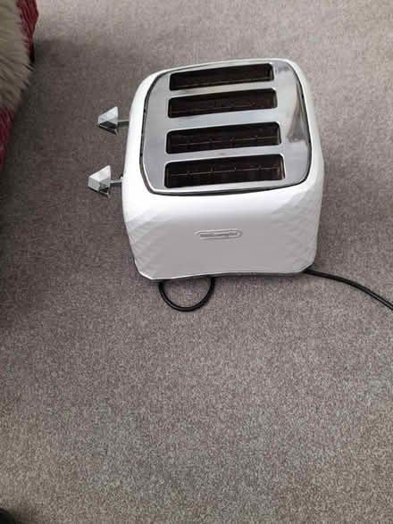 Photo of free 4 slice toaster (Birmingham -water orton) #4