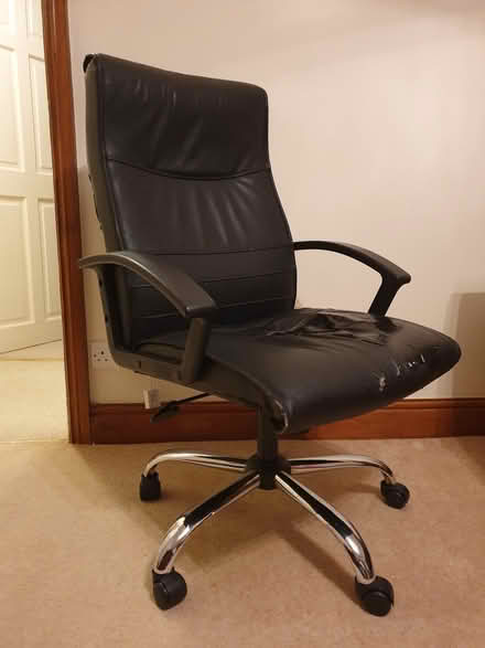 Photo of free Black Office Chair (South Kendal) #1