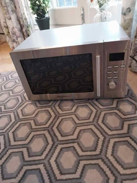 Photo of free Microwave/grill (Southport PR9) #1