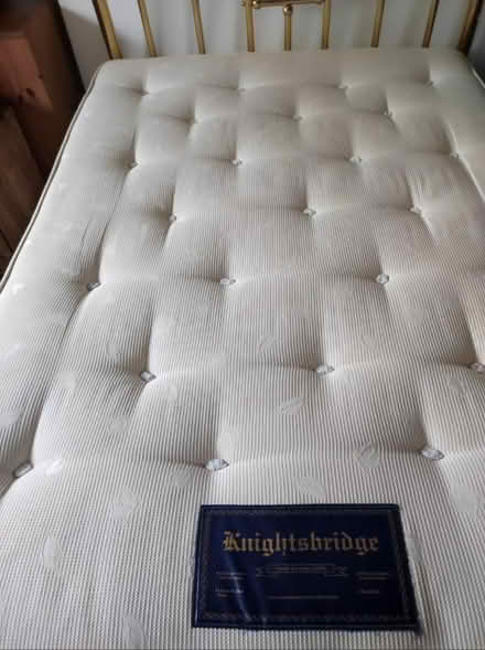 Photo of free double mattress ha4 (ruislip HA4) #2