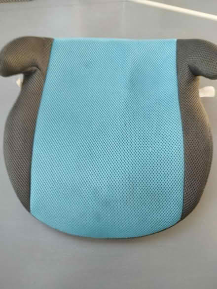 Photo of free Booster seat (Hawk Green SK6) #1