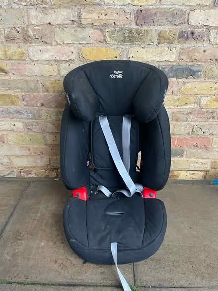 Photo of free Britax Romer car seat (Harpenden AL5) #1