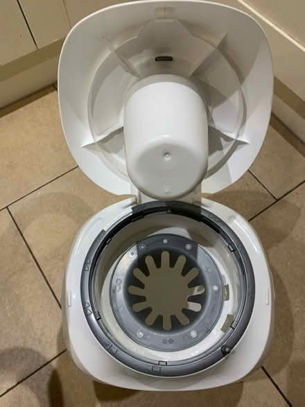 Photo of free Sangenic Nappy Bin (South Norwood, SE25) #3