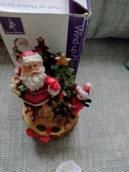 Photo of free Christmas decorations (Melbourn Royston) #3