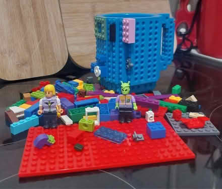 Photo of free lego cup & lego (B32) #2