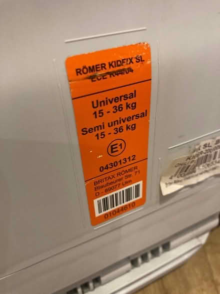 Photo of free Britax Romer Isofix car seat (Bearsted) #2