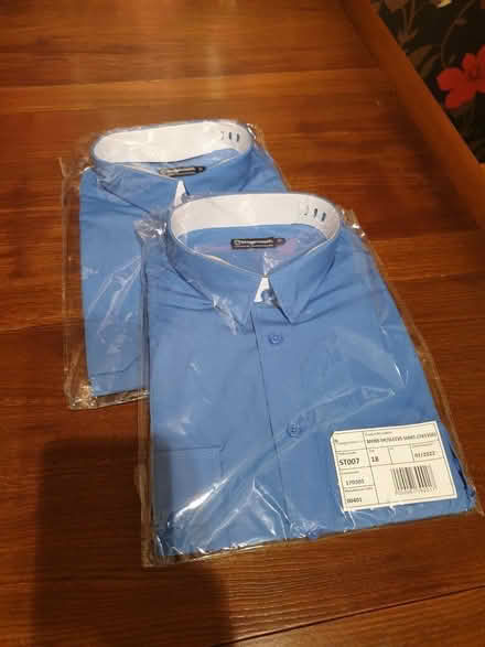 Photo of free Blue shirt 18" collar (Kendal LA9) #2