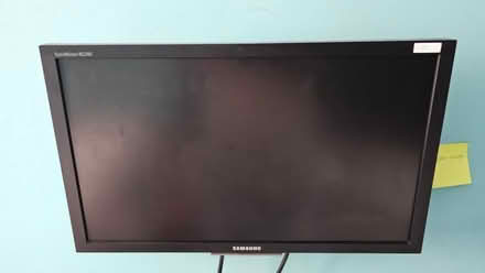 Photo of free Samsung syncmaster NC 240 computer monitor 19" (Woodley RG5) #1