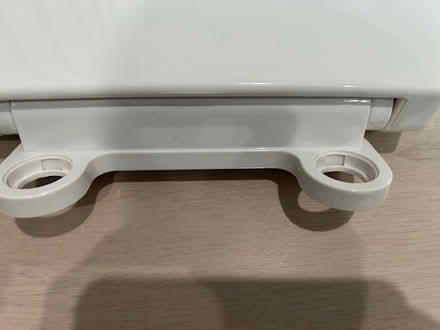Photo of free Elongated Toilet Seats (3) (20020) #4