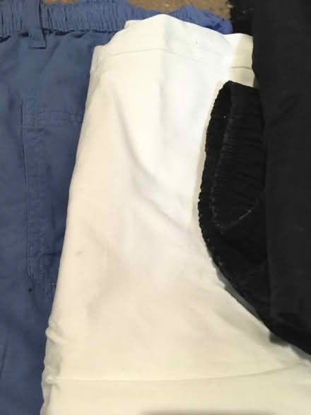 Photo of free 5x 3/4 length size 22 trousers(female). (Slyfield GU1) #3